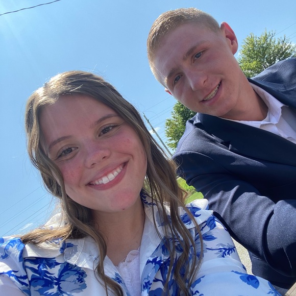 Meet your Posher, Mckenzie - Picture 6 of 6